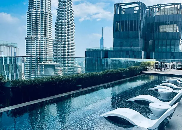 Star At Klcc By Eae